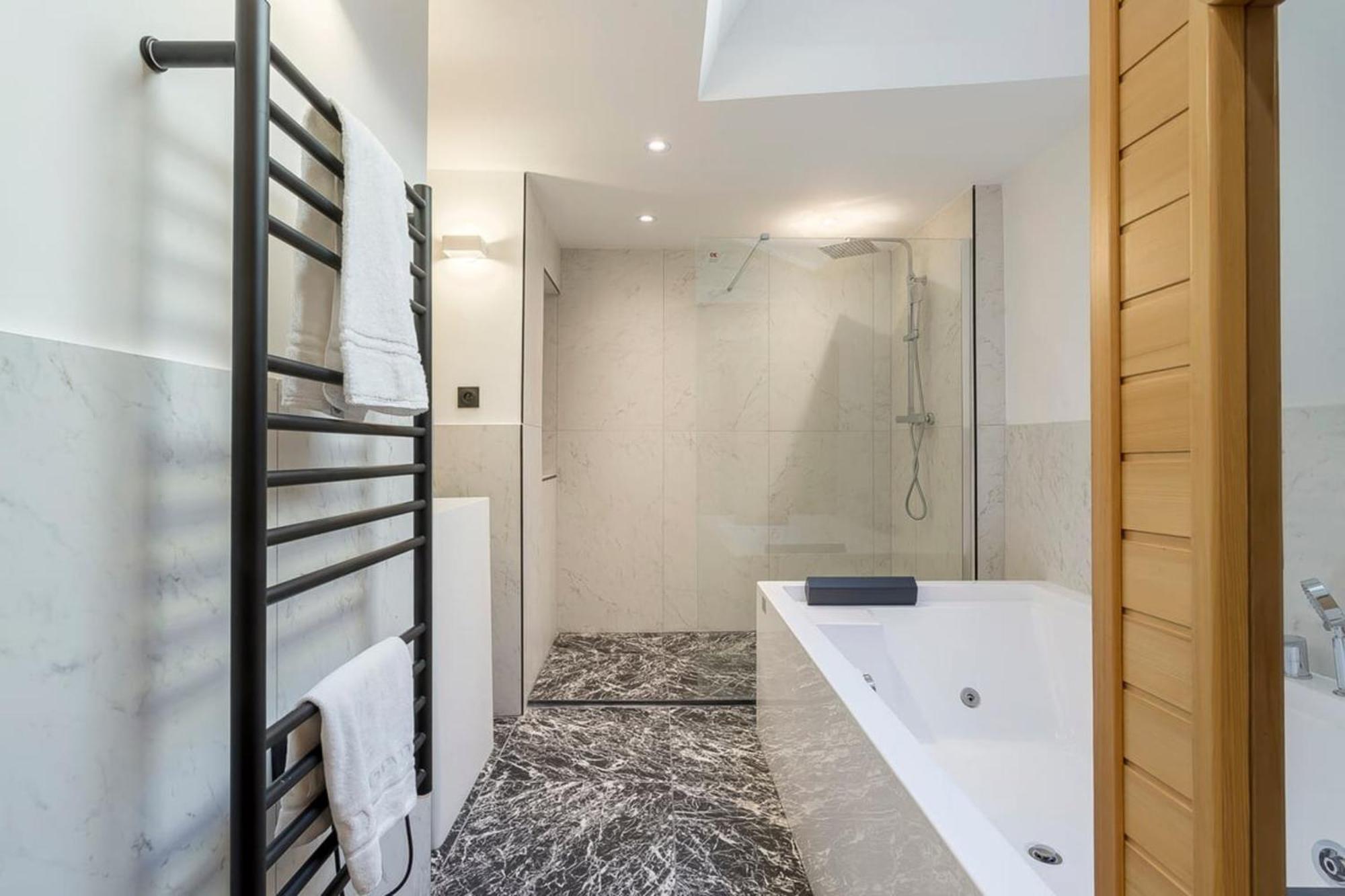 Victor Hugo Romantic Suite - Sauna Et Balneo Lyon Exteriér fotografie