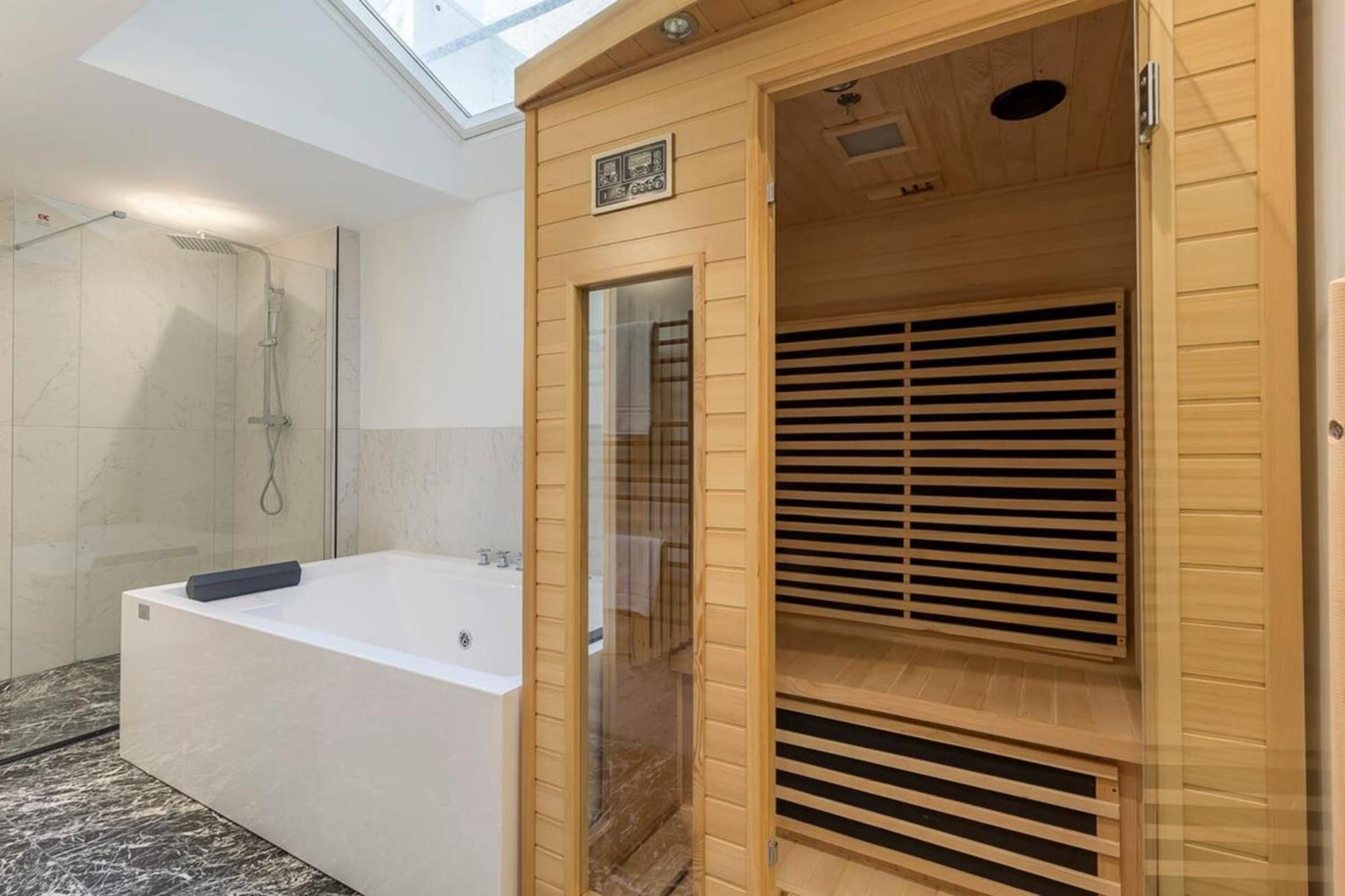 Victor Hugo Romantic Suite - Sauna Et Balneo Lyon Exteriér fotografie